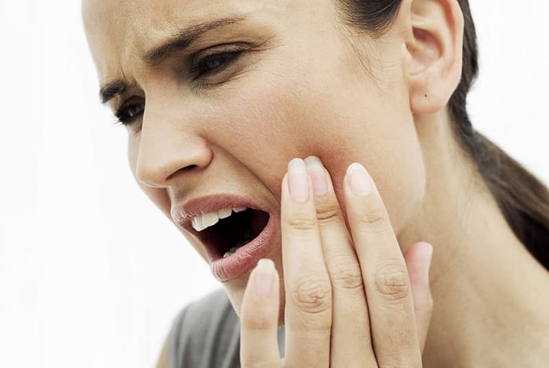 Viêm chăn răng là bệnh lý răng miệng khiến nhiều người ám ảnh bởi những cơn đau không dứt